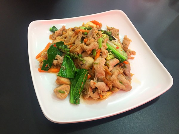 ผัดขี้เมาหมู