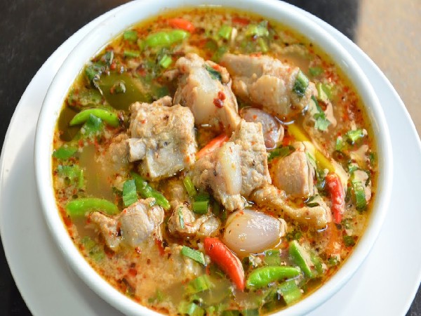 ต้มแซ่บหมู